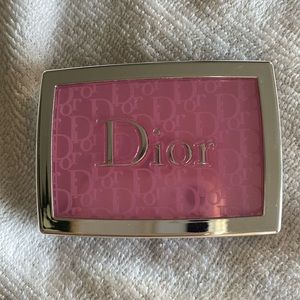 Dior viral pink blush